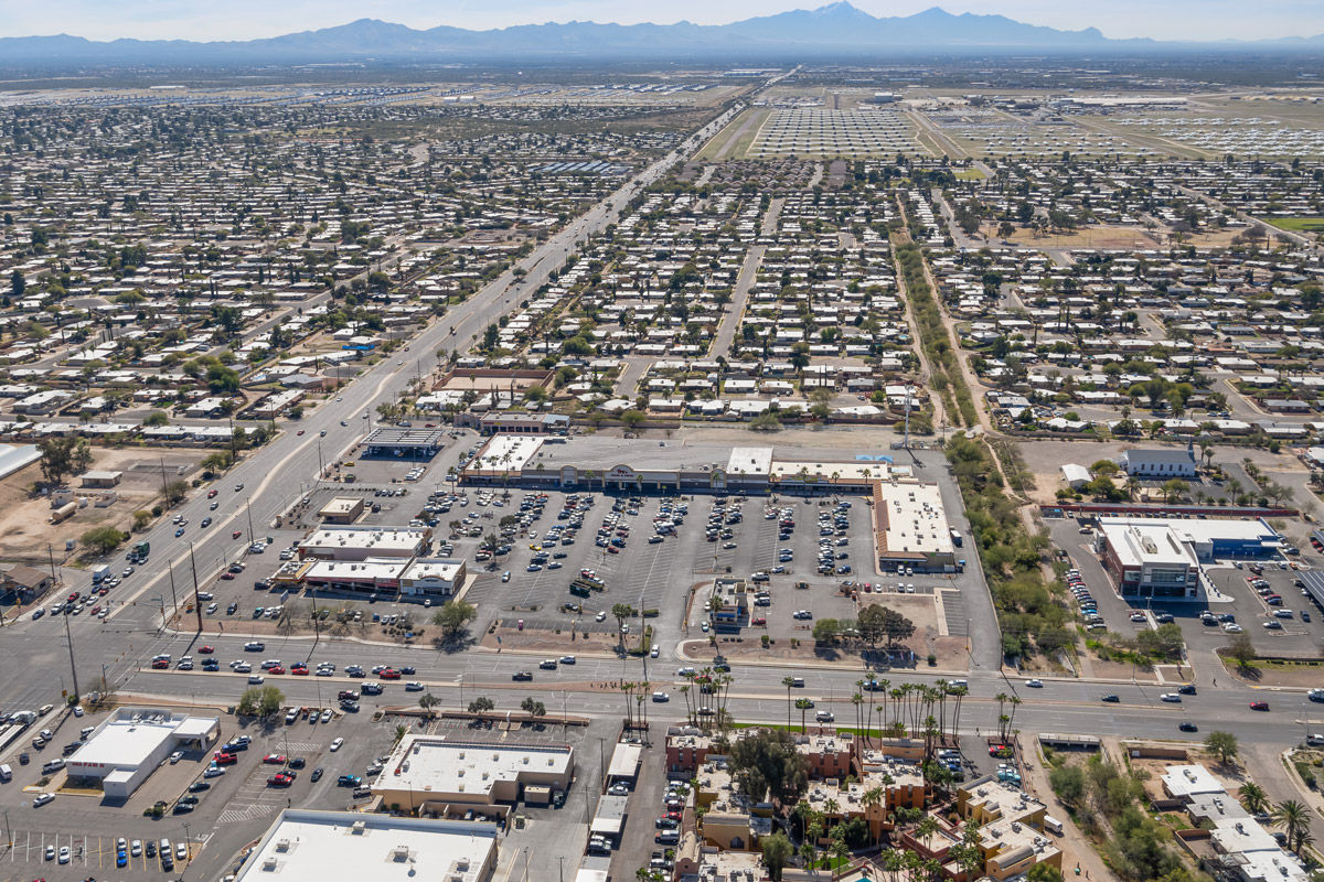 Rolling Hills Square aerial photo