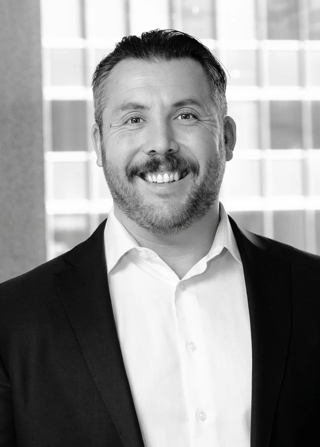 Portrait of Jon Mendis